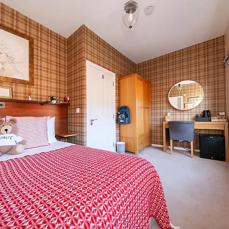 Δωμάτια σε οικογενειακή κατοικία 2 Mikes *