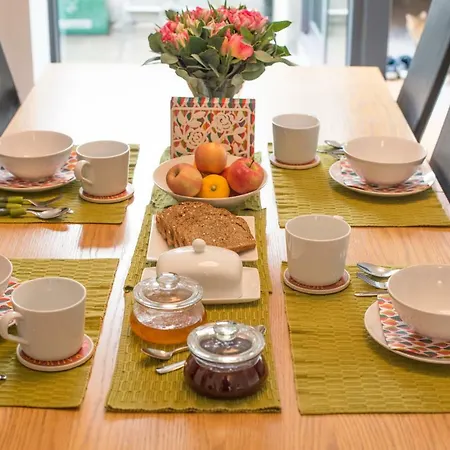 Δωμάτια σε οικογενειακή κατοικία 2 Mikes *